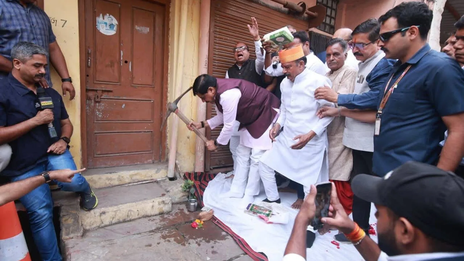 Ujjain: CM Mohan Yadav Begins Demolishing Ancestral House For Road Widening