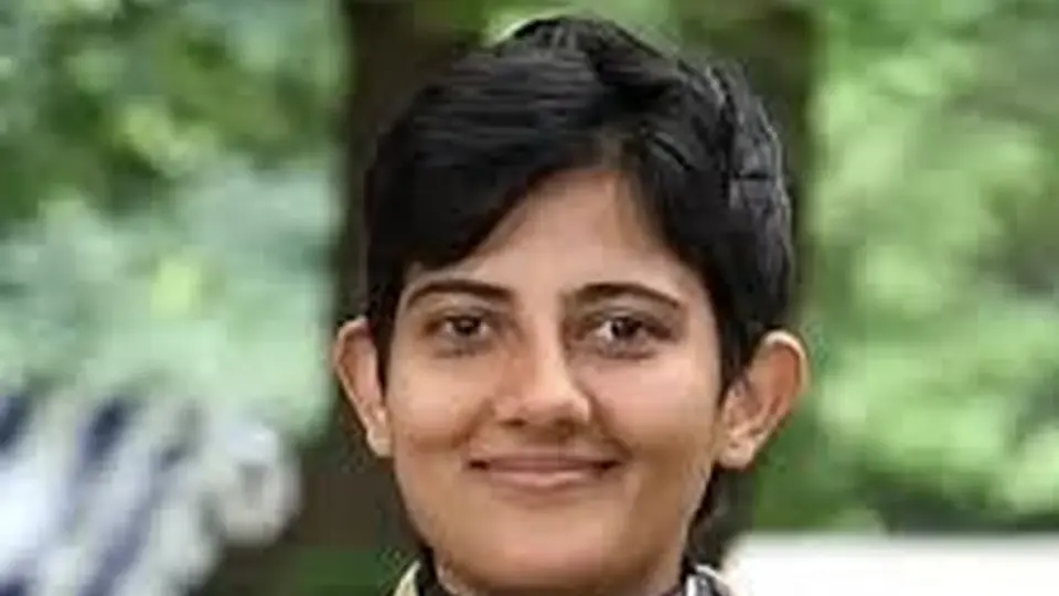 Ilma Afroz Became IPS Officer After Losing Father, Washing Dishes