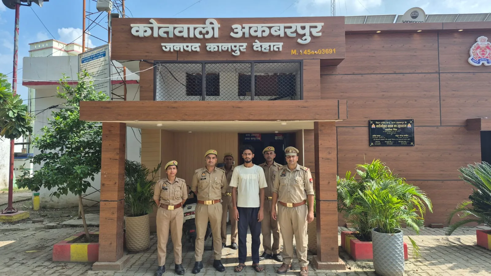 कानपुर देहात में 10 हजार रुपये के इनामी अपराधी को पुलिस ने गिरफ्तार किया