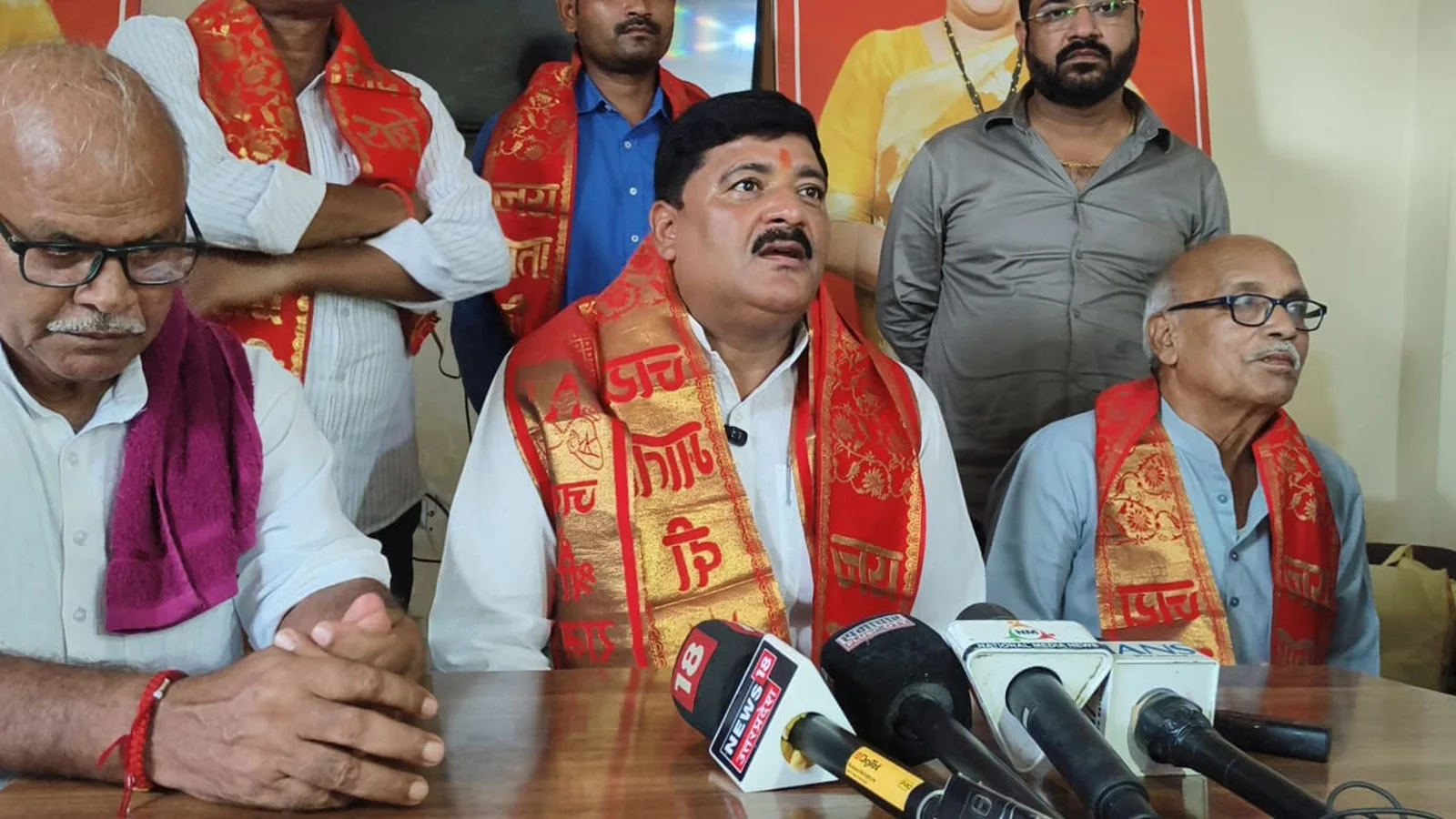 पूर्वांचल मोर्चा के नए प्रदेश उपाध्यक्ष दिनेश प्रताप सिंह अमेठी पहुंचे