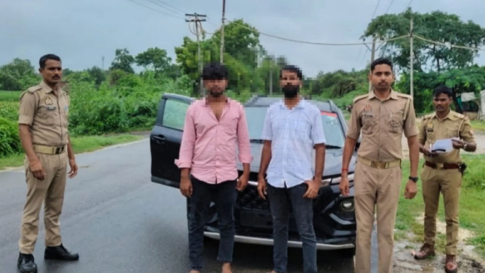 Youth Arrested In Pratapgarh, Tinted Car With Fake Advocate Board Seized