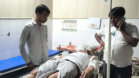 Head-on motorcycle collision kills one, injures three in Pratapgarh