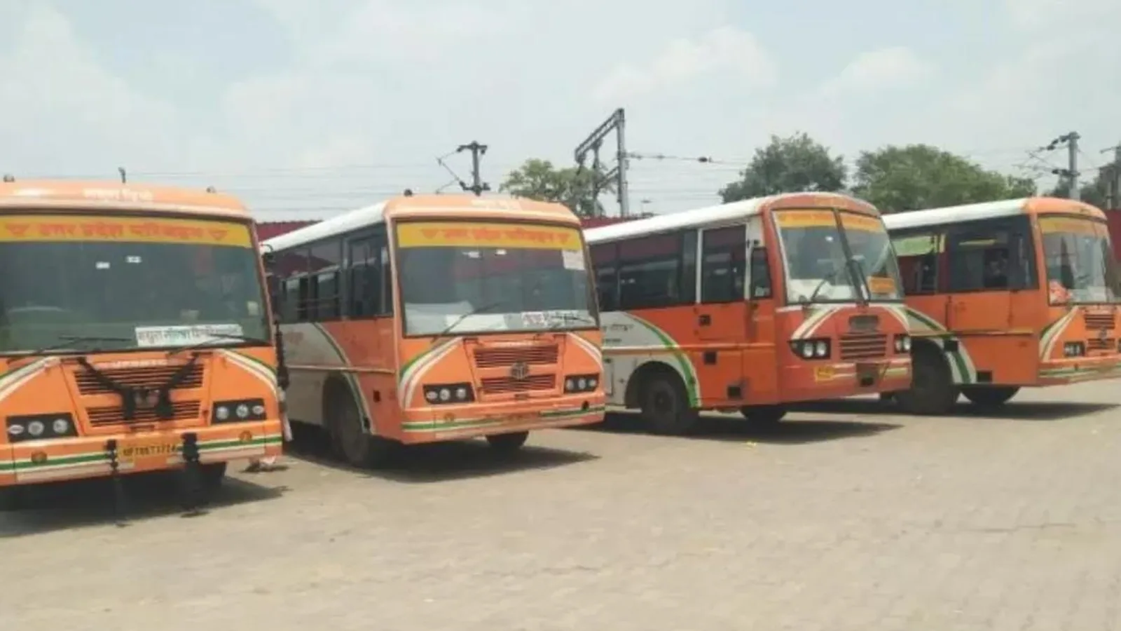प्रयागराज में रूट डायवर्जन से यात्रियों का किराया बीस रुपये बढ़ा