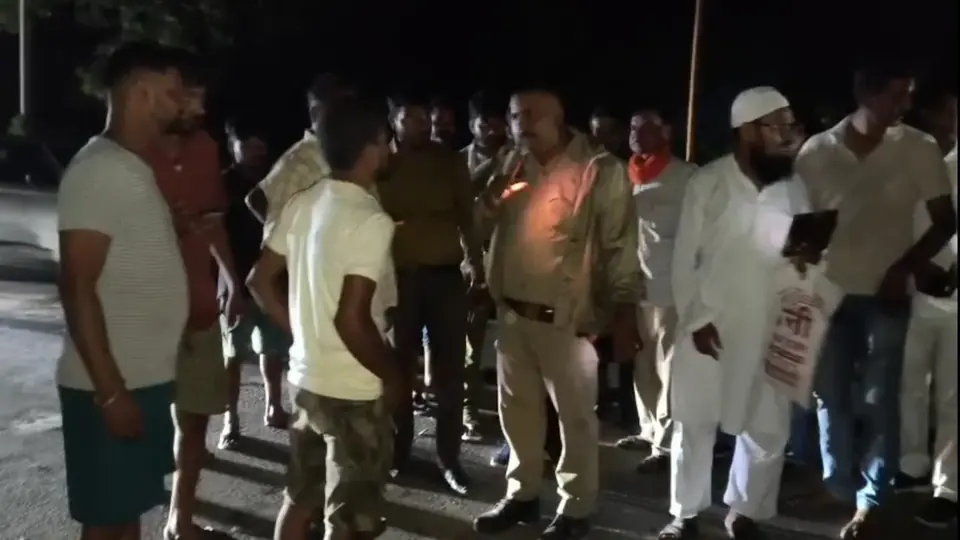 रायबरेली में तेज रफ्तार वाहन की टक्कर से बाइक सवार युवक की मौत