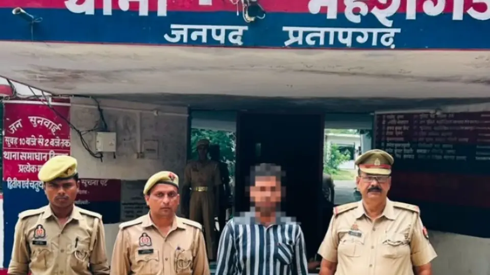 Man arrested with illegal firecrackers and manufacturing equipment in Pratapgarh