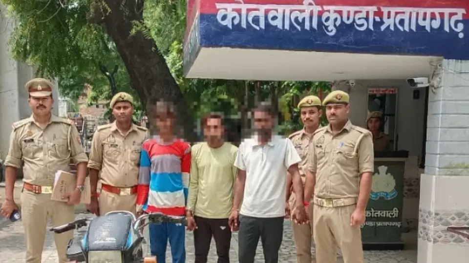 Police arrest three men, recover stolen motorcycle from Mangarh temple stand