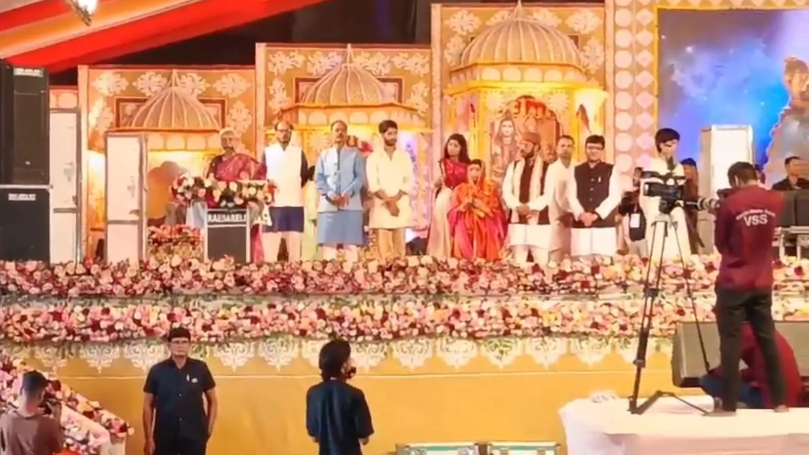 राज्यपाल आनंदी बेन पटेल रायबरेली में शिवमहापुराण कथा में शामिल