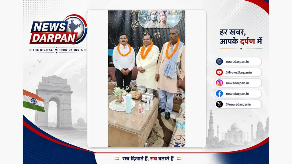 Jansatta Party Vice-President Meets Muzaffarnagar Advocate, Discusses Local Politics