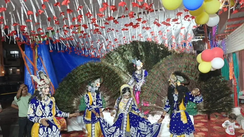 Ghaziabad temple celebrates Krishna Janmashtami with devotion despite heavy rainfall
