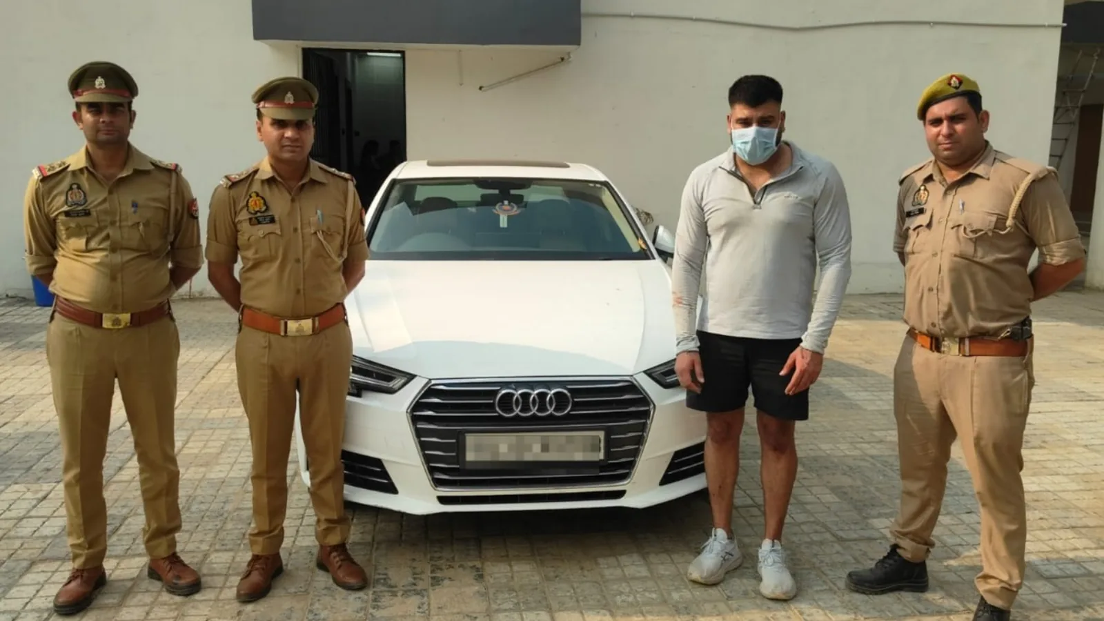 Ghaziabad Police Arrest Man Same Day In Vehicle Removal Assault Case