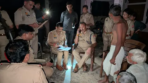Mob attacks police team in Kanpur, helps accused escape during notice service