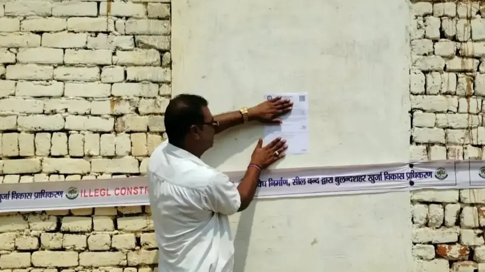 BKDA demolishes two illegal colonies spanning 13 bigha in Khurja crackdown