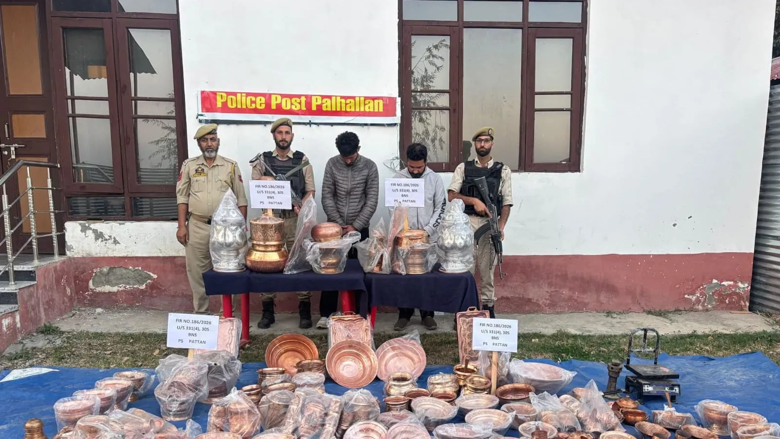 Baramulla Police Recover Stolen Copper Utensils, Arrest Three In Pattan Theft