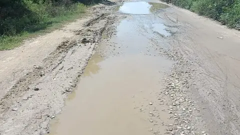 Waterlogging and potholes on Shravasti road injuring two-wheeler riders, PWD seeks approval for repairs