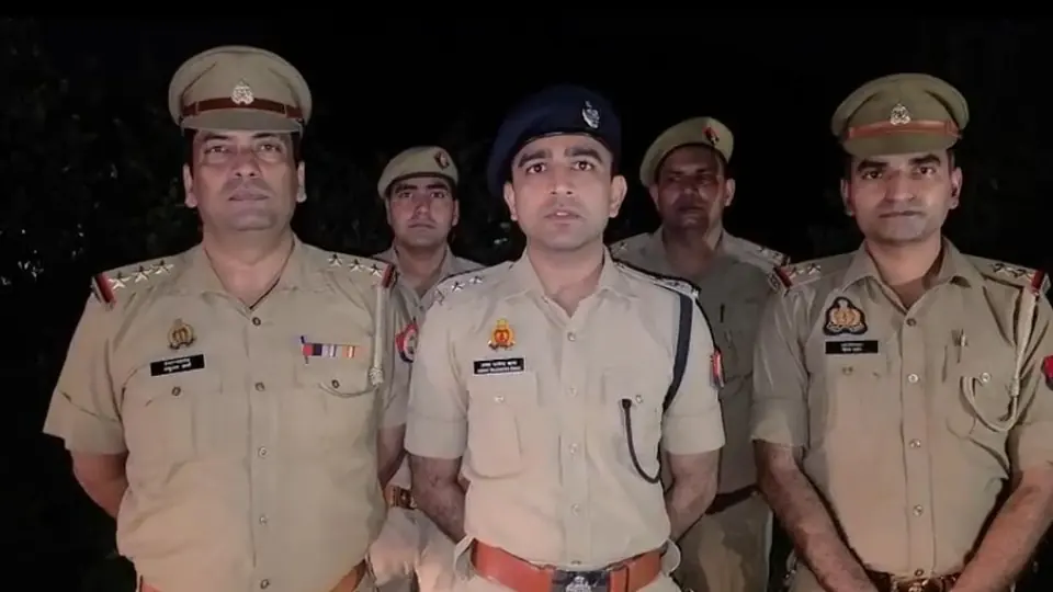 गाजियाबाद: मॉर्निंग वॉक पर महिला का मंगलसूत्र छीनने वाले बदमाश इमरान से मुठभेड़, तमंचा और लूटा सामान बरामद