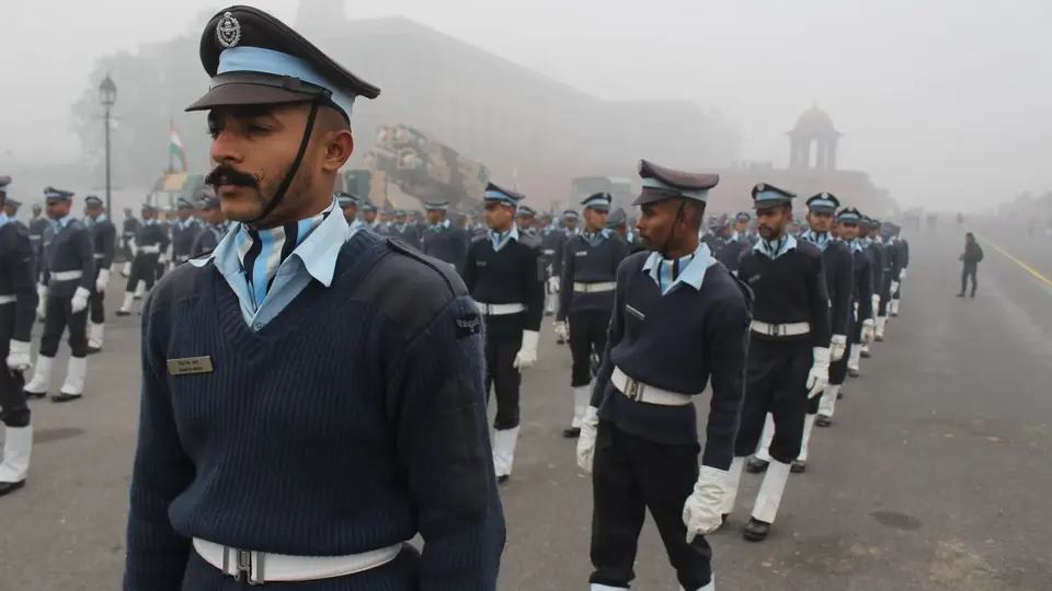 मध्य प्रदेश में 21 साल बाद सरकारी बस सेवा शुरू, 351 बसें रवाना