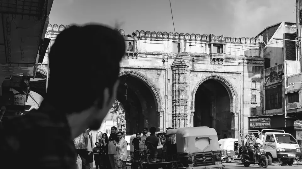 अहमदाबाद में जीरो-प्रूफ डाइनिंग का बूम, हाई-एंड फूड हब बन रहा शहर