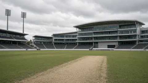 Hasan Nawaz Hits 79 as Pakistan Set England 303-Run Chase
