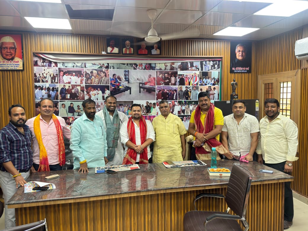 Dignitaries and social workers attend Aman Vashishth birthday programme