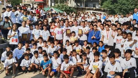 घुमारवीं में सीर उत्सव शुरू, 700 प्रतिभागियों ने लगाई मैराथन दौड़