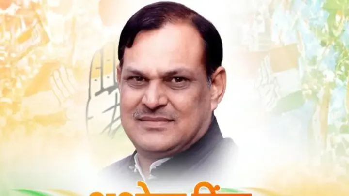Rajya Sabha MP Ashok Singh Gives Rs 25,000 Each to Gwalior Crash Families