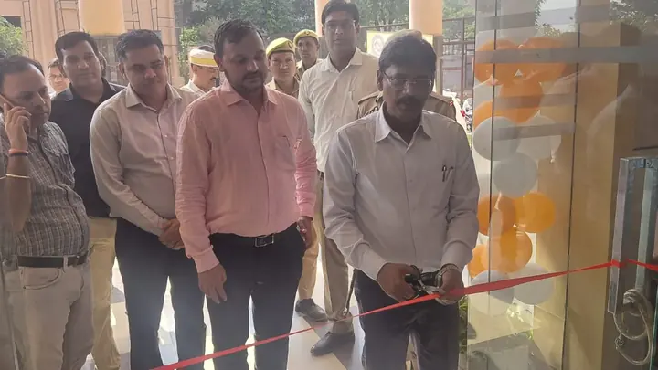 Hathras Begins Census-2027 Second-Phase Preparations, DM Stresses Error-Free Data