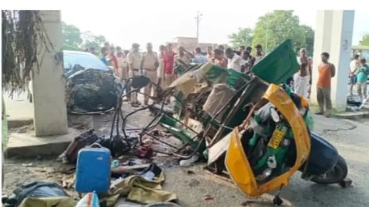 Three Vehicles Collide on NH-31 in Begusarai, Traffic Disrupted for Hours