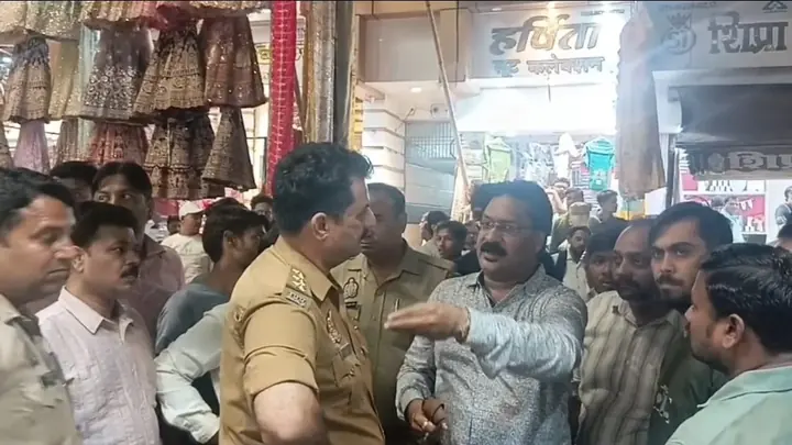 Alleged molestation triggers clash at Hathras showroom; police examine CCTV