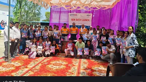 अमेठी में अडानी स्किल सेंटर के प्रशिक्षार्थियों को मिली ट्रेनिंग किट