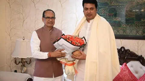 भोपाल में शिवराज सिंह चौहान की बीजेपी प्रभारी बिपल्व कुमार देव से मुलाकात