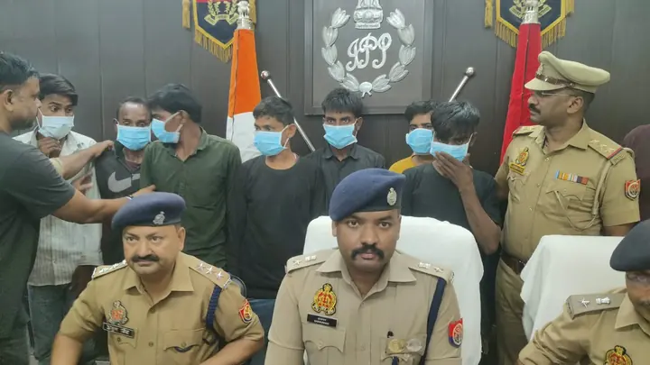Amethi Police Arrest Seven Over Alleged Solar Plant Wire Theft, Recover 22 Bundles