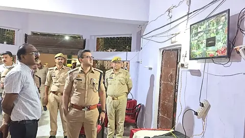 नवरात्र के पहले दिन डीएम-एसपी ने मंदिरों में सुरक्षा जांची