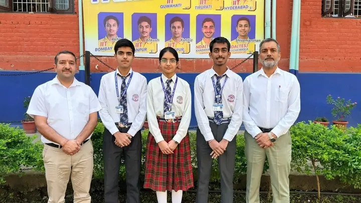 एनडीए लिखित परीक्षा में मिनर्वा स्टडी सर्कल के तीन विद्यार्थी सफल