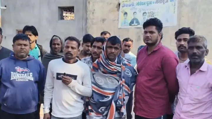 Two Young Men Die In Shamli Crash As Families Demand Road Widening