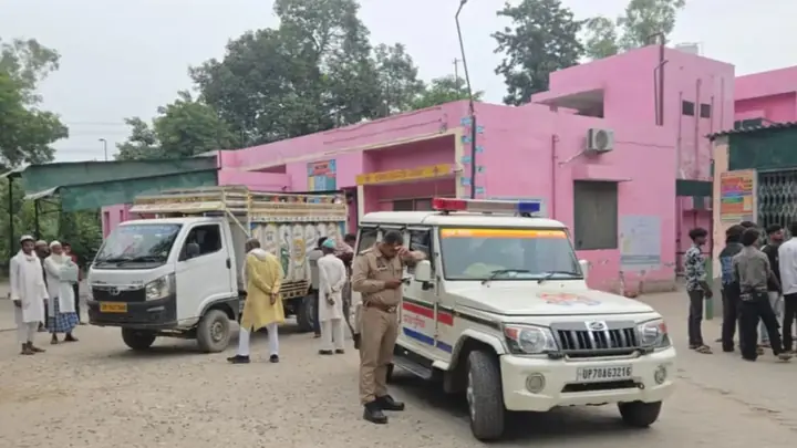 Allegedly Speeding Dumper Rams Tractor-Trolley In Kairana, One Killed, Two Injured
