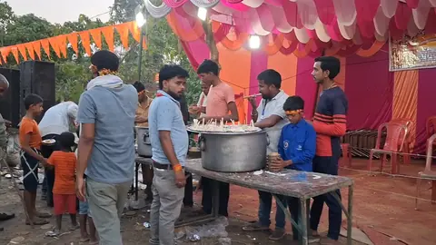 Grand Dussehra Bhandara Draws Hundreds of Devotees in Shravasti