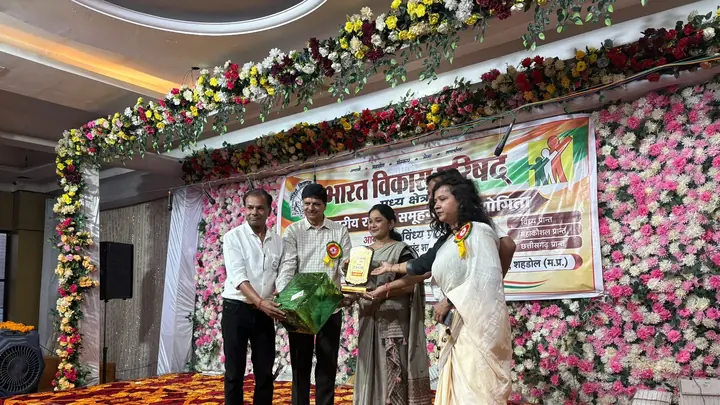 Nal Tarang Artist Jyoti Chaudhary Judges Shahdol Group Singing Competition