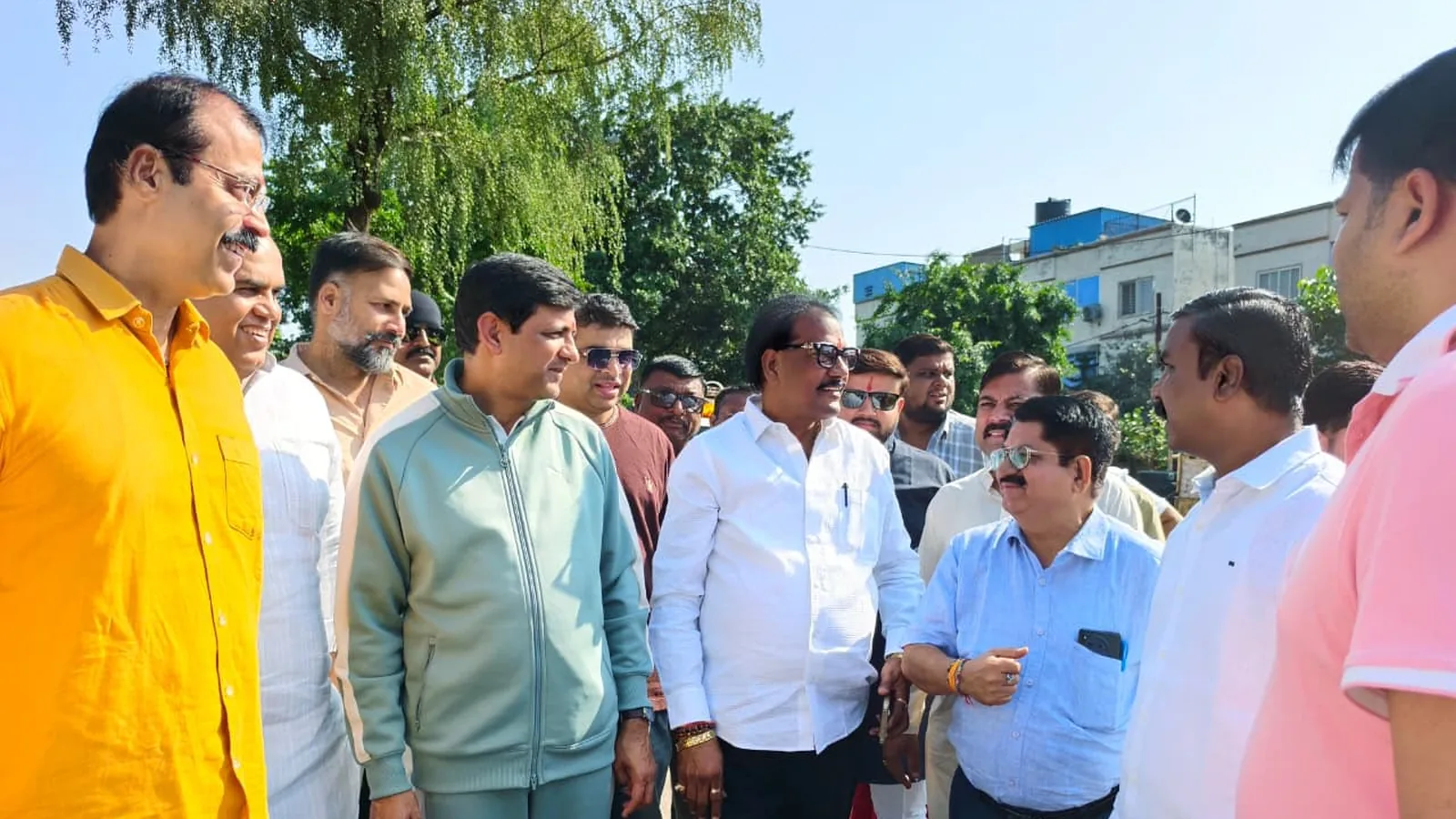 विदेश दौरे से लौटते ही महापौर भार्गव ने नवरात्रि तैयारियों का जायजा लिया