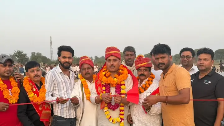 BJP Leader Anil Sisodia Inaugurates Traditional Wrestling Bout at Hathras Fair