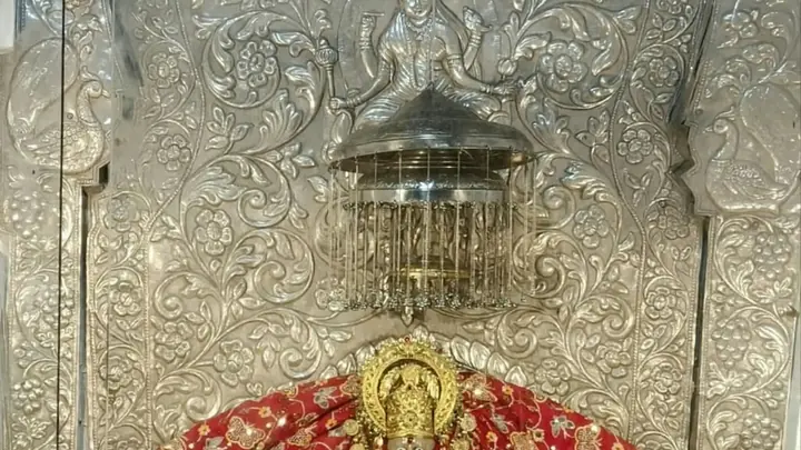 Madhya Pradesh’s Ancient Ratangarh Temple Draws Devotees With 1,935-Kg Bell
