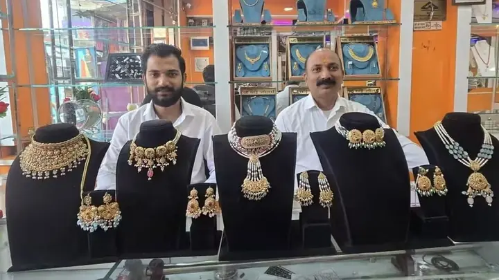 Om Sai Jewellers Announces 5% Navratri Discount on Gold, Silver Jewellery