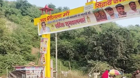 15 killed in truck crash, Sheetla Mata fair traders claim ₹50 lakh loss