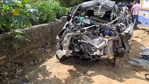 70-Year-Old Man Dies, Two Injured as Car Hits Tractor in Hathras