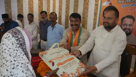 BJP Ticket Aspirant Honours 165 School Sanitation Workers in Shravasti