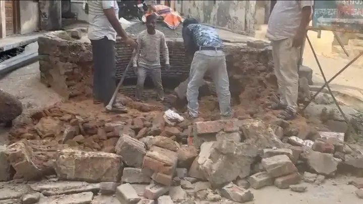 Hindu-Linked Well Reportedly Damaged During RO Plant Work, Tension Follows