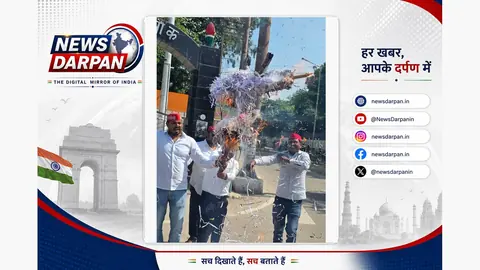 Akhilesh Yadav's Arrest Sparks SP Protest, Election Commission Effigy Burnt in Rae Bareli