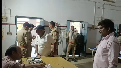 Four, Including Woman, Seriously Injured As Car Hits Divider On Ganga Expressway