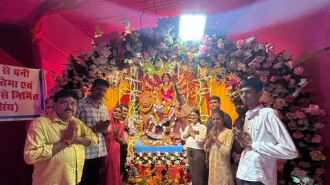 Mata Rani shrine made of kidney beans, peanuts draws devotees in Pratapgarh