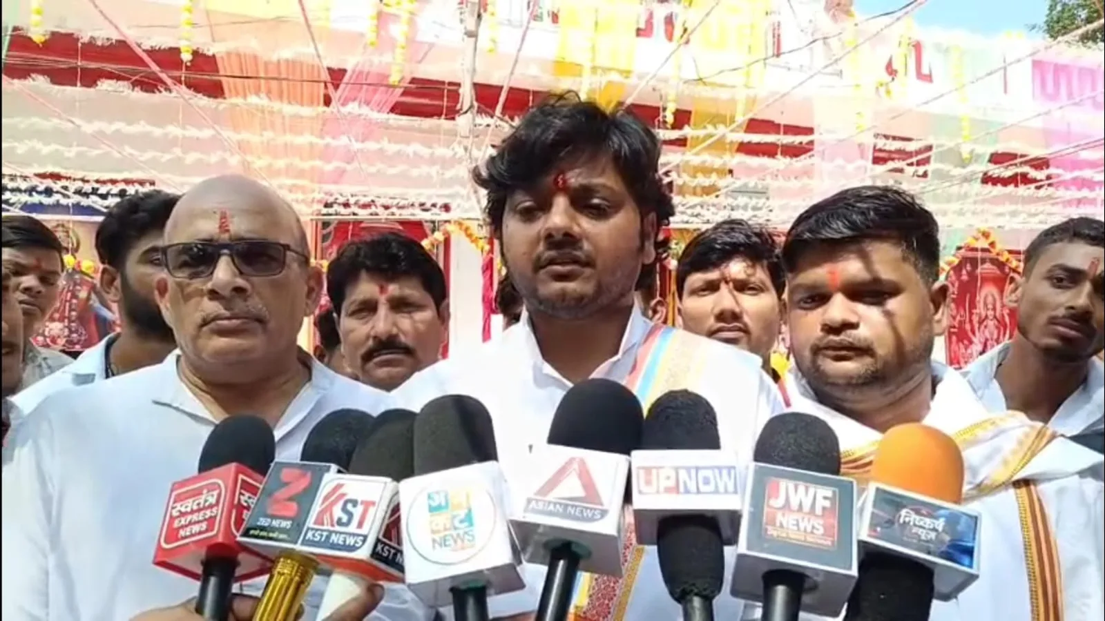 Shardiya Navratri Begins at Raebareli’s Maa Kali Temple with Kalash Yatra
