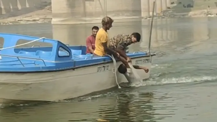 Forest Team Rescues Man After He Jumps Into Chambal Near Morena